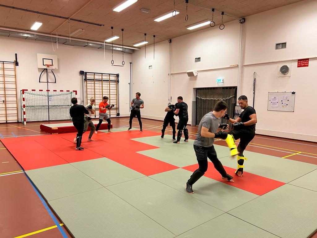 Padtraining tijdens de striking-les